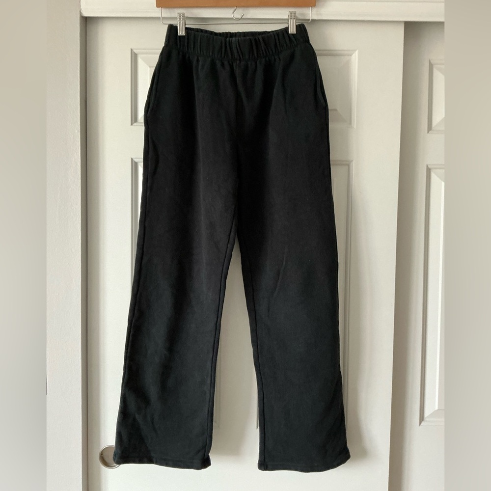 Forever 21 Black Thick French Terry Straight Leg Sweatpants S